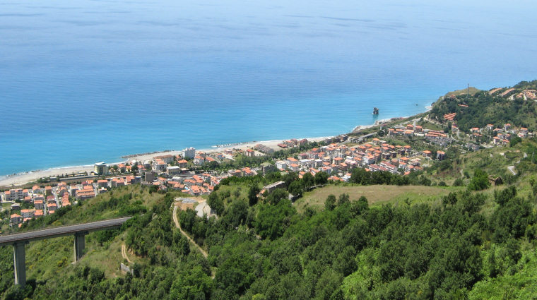 OGGI MI ANDREBBE DI MANGIARE.... Guardia%20piemontese%20panorama